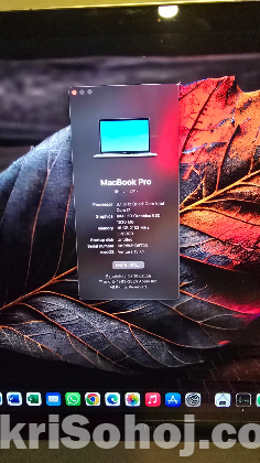 Apple MacBook pro i7